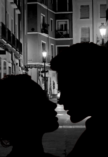 Не коснуться