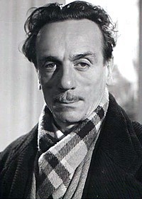 Герои пьесы – два коммерсанта, торгующие ювелирными изделиями. Продажами изделий заправляет “Симпатичный”. Торговля идет успешно, поскольку он весел, напорист,... Симпатия